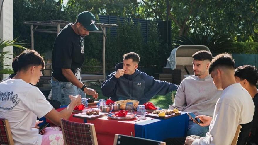 Los jugadores del Barça en el asado de Araujo