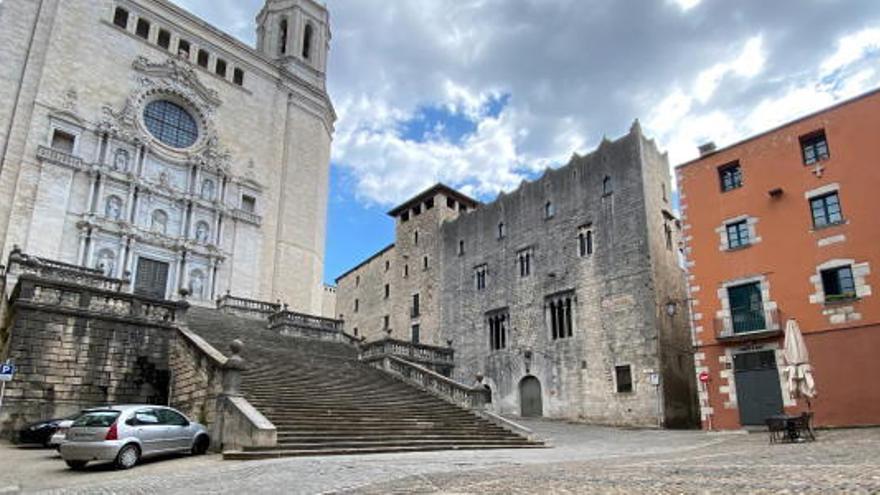 La ciutat de Girona buida durant el confinament.