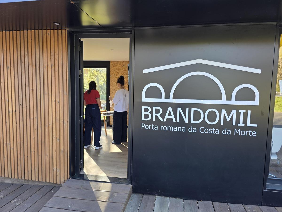 Oficina cultural e turística 'Brandomil. Porta romana da Costa da Morte'.