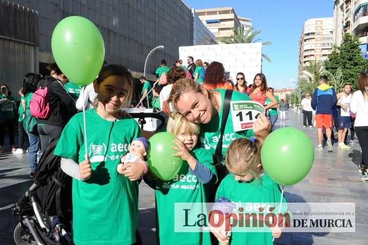 2.000 personas marchan contra el cáncer en Murcia