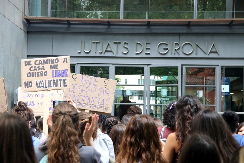 Protesta d'estudiants contra la sentència de «La Manada»