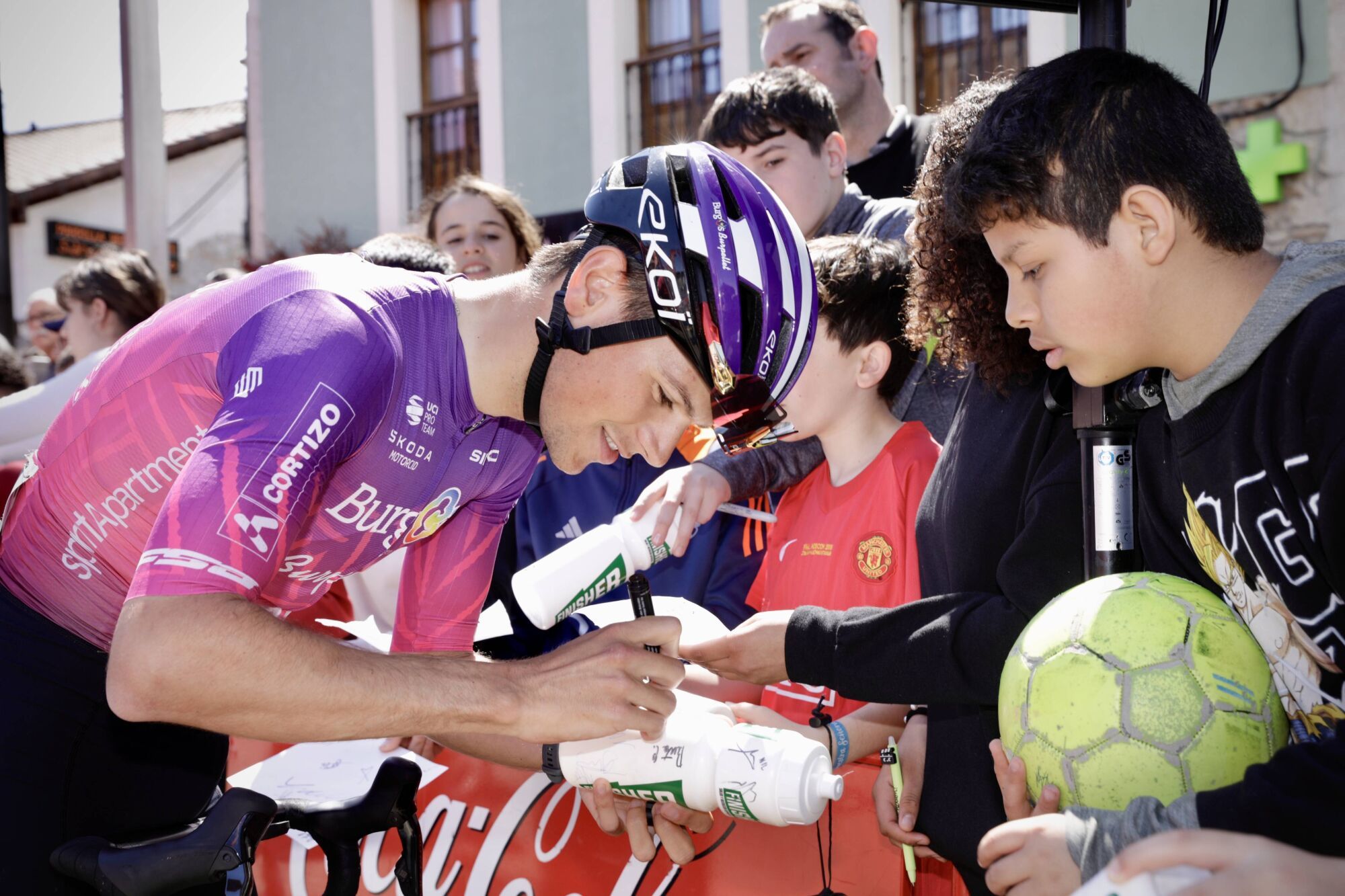 EN IMÁGENES: Segunda etapa de la Vuelta Ciclista Asturias.