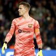 Marc-Andre Ter Stegen, luciendo la bandera catalana en el brazalete