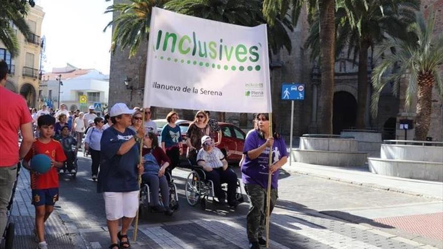 Inclusives camina a favor de la solidaridad