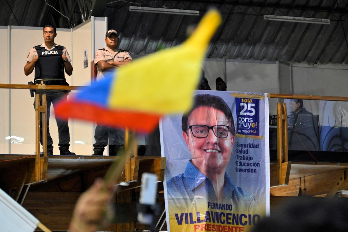 Quito despide al candidato asesinado Fernando Villavicencio