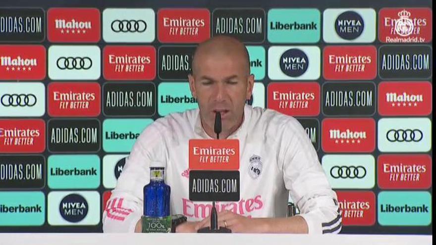 Zidane da su opinión sobre la Superliga