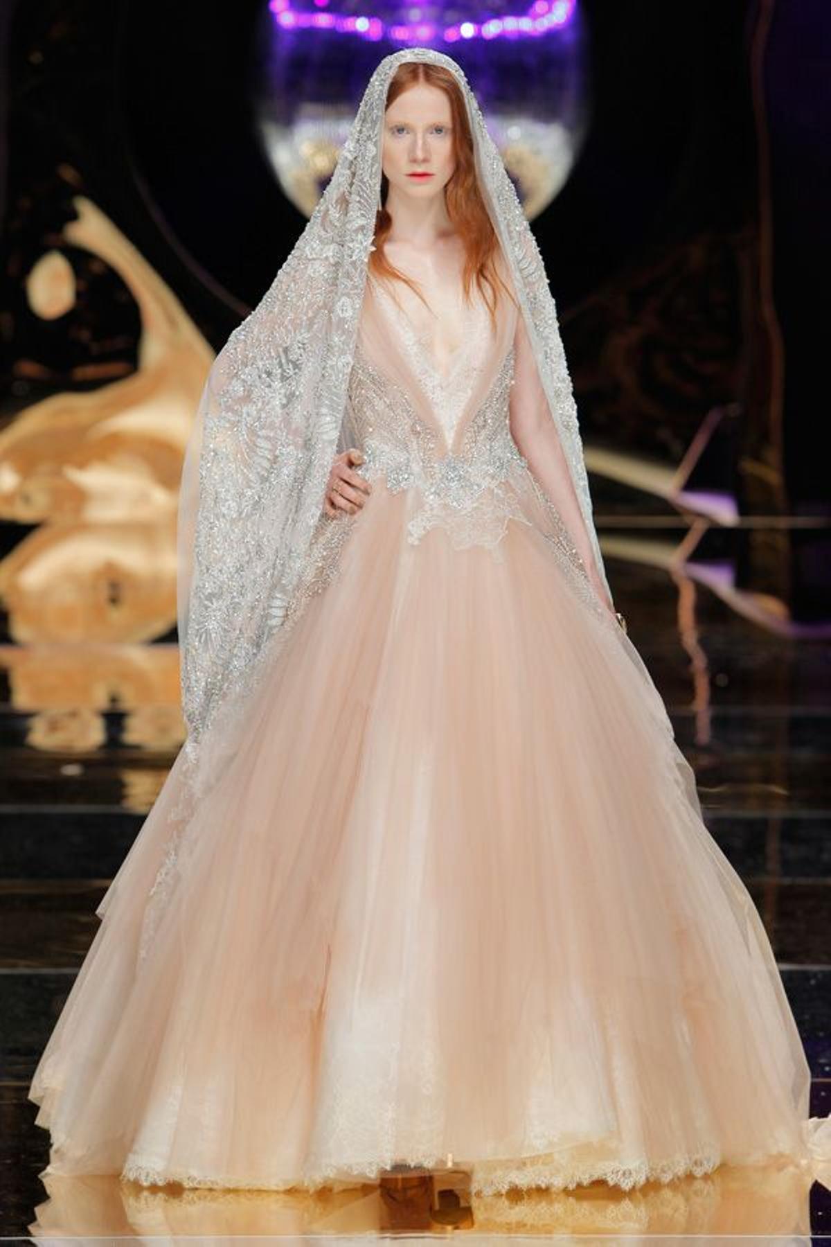 Barcelona Bridal Fashion Week: Yolan Cris