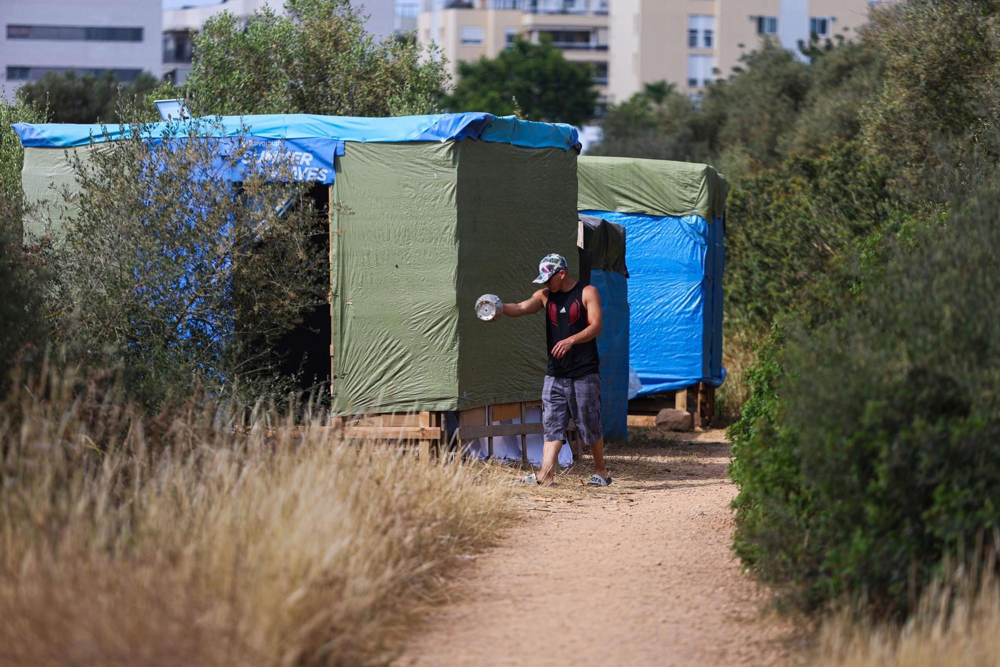 Poblado chabolista en la zona del recinto ferial de Ibiza