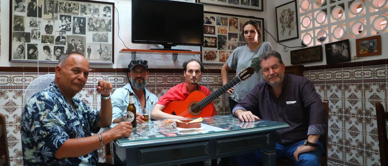 El Pele, Juanma Roa, Jesús Alamillos, María Villatoro y Manuel Jiménez