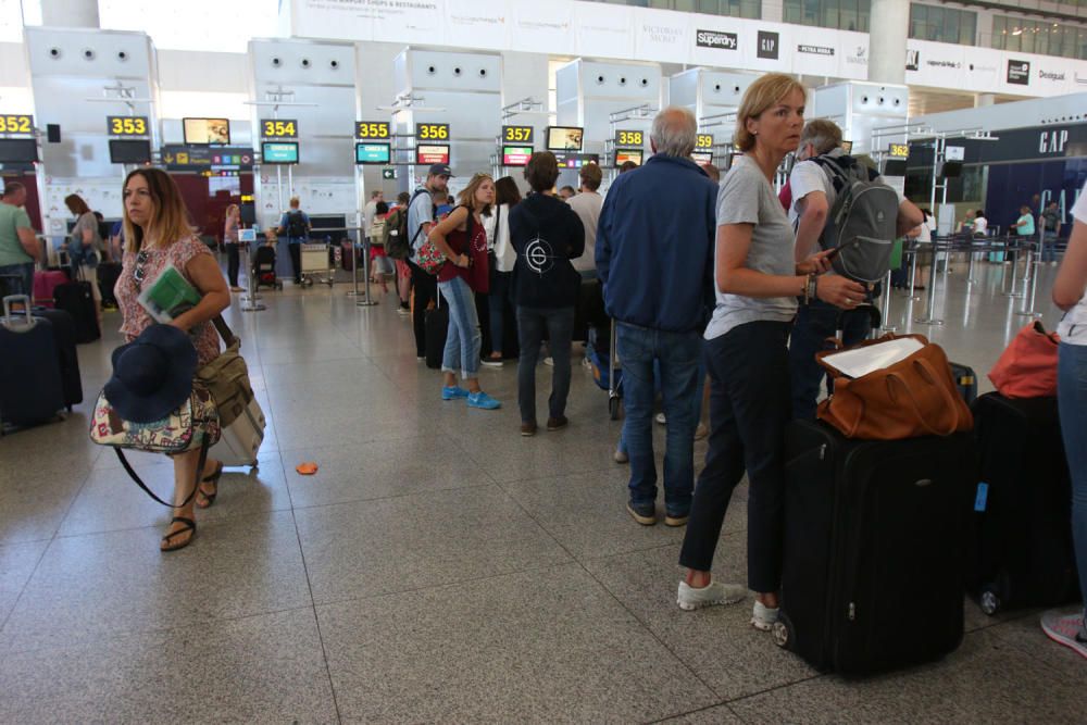 Operación salida en el aeropuerto de Málaga