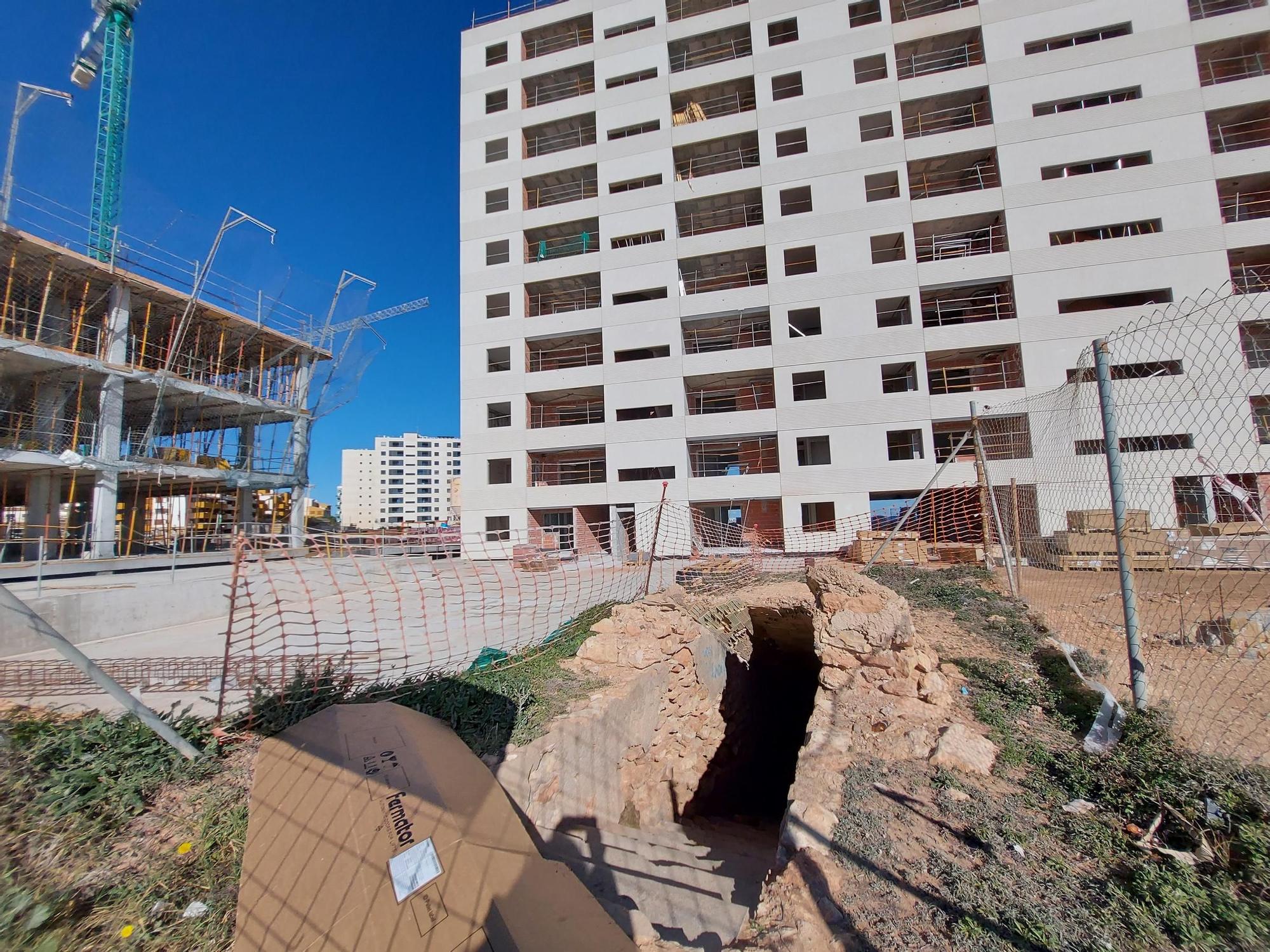 Cinco nuevos edificios de diez plantas en Punta Prima