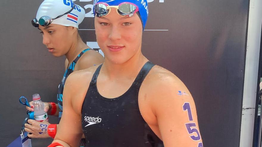 Ángela Martínez logra dos nuevos billetes para el Mundial de Natación de Japón