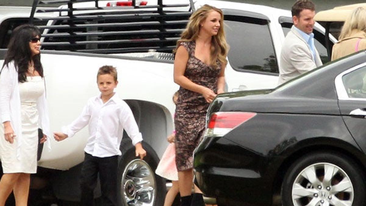 Britney Spears, a misa con la familia