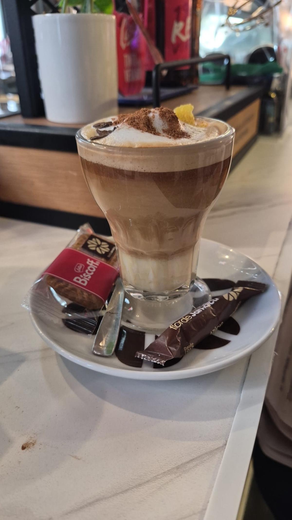 El local ofrece deliciosos asiáticos.