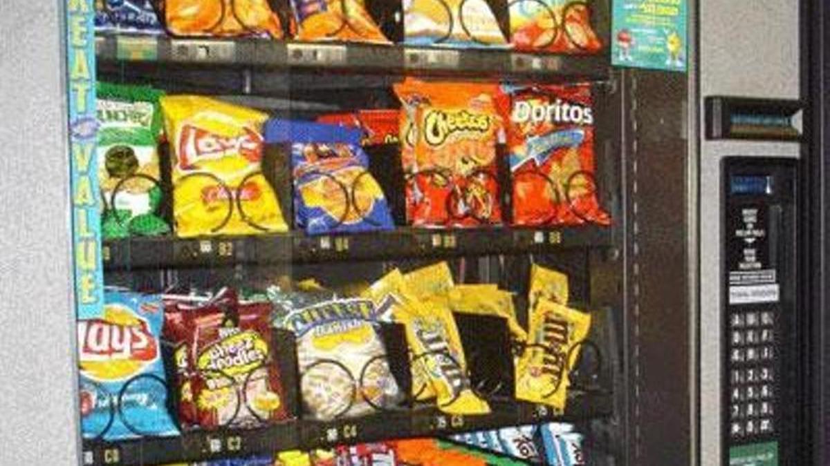 Máquina expendedora de alimentos.