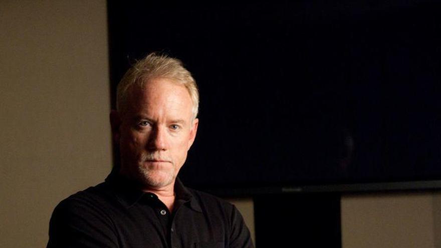 John Debney, en un estudio de grabación.