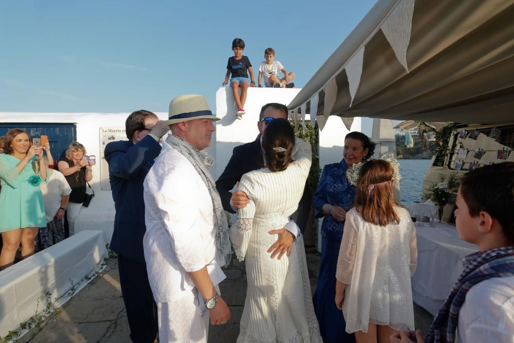 Boda en el puerto de Luanco.