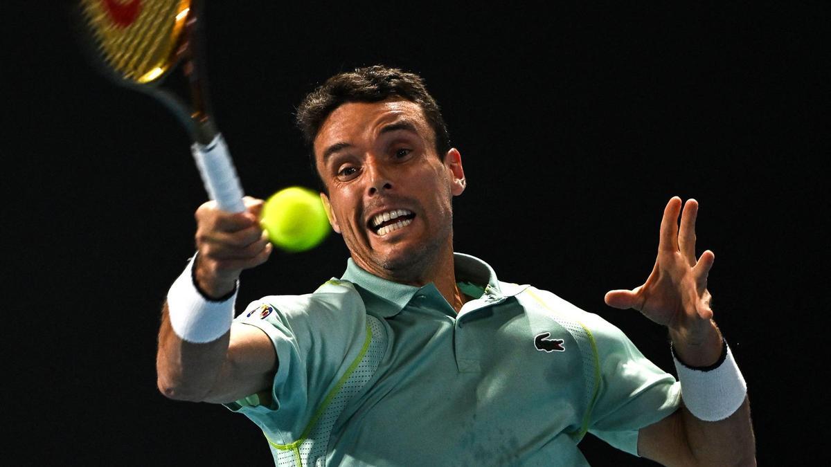 Roberto Bautista logra en Australia lo que Rafa Nadal no puede conseguir.