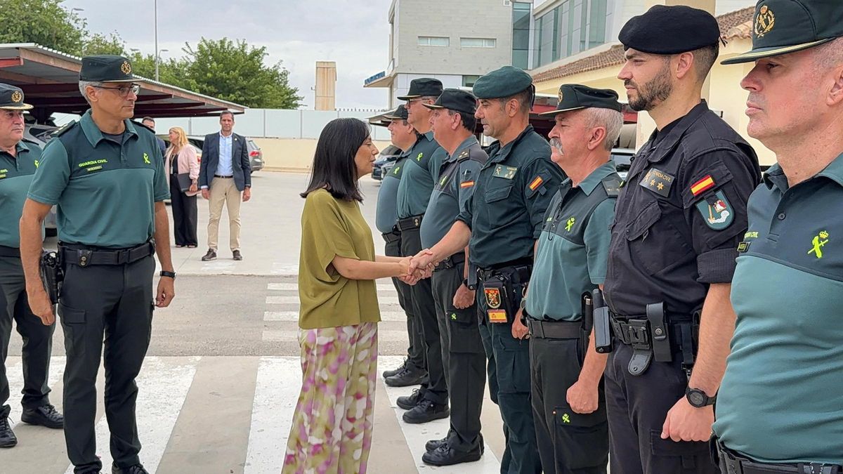La directora general de la Guardia Civil felicita a los agentes que trabajaron para atajar los disturbios en Torre Pacheco.