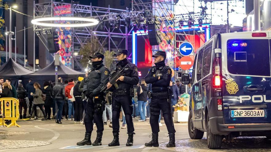 La cara b del Benidorm Fest: diez sanciones por drogas, llevar armas o desobediencia