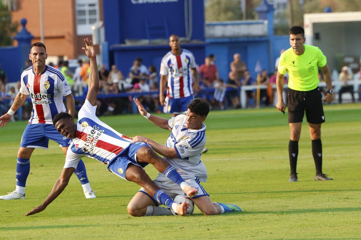 Así fue el partido entre el Real Oviedo y el Ponferradina Así fue el partido entre el Real Oviedo y el Ponferradina