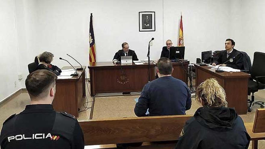 El acusado, ayer durante el juicio celebrado en Palma.