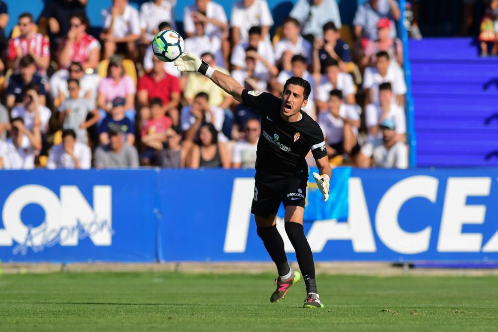 El partido entre el Alcorcón y el Sporting, en imágenes