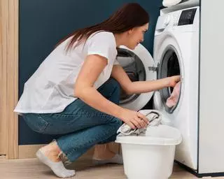 Cosas que no sabías que podías meter en la lavadora y ahorrar tiempo