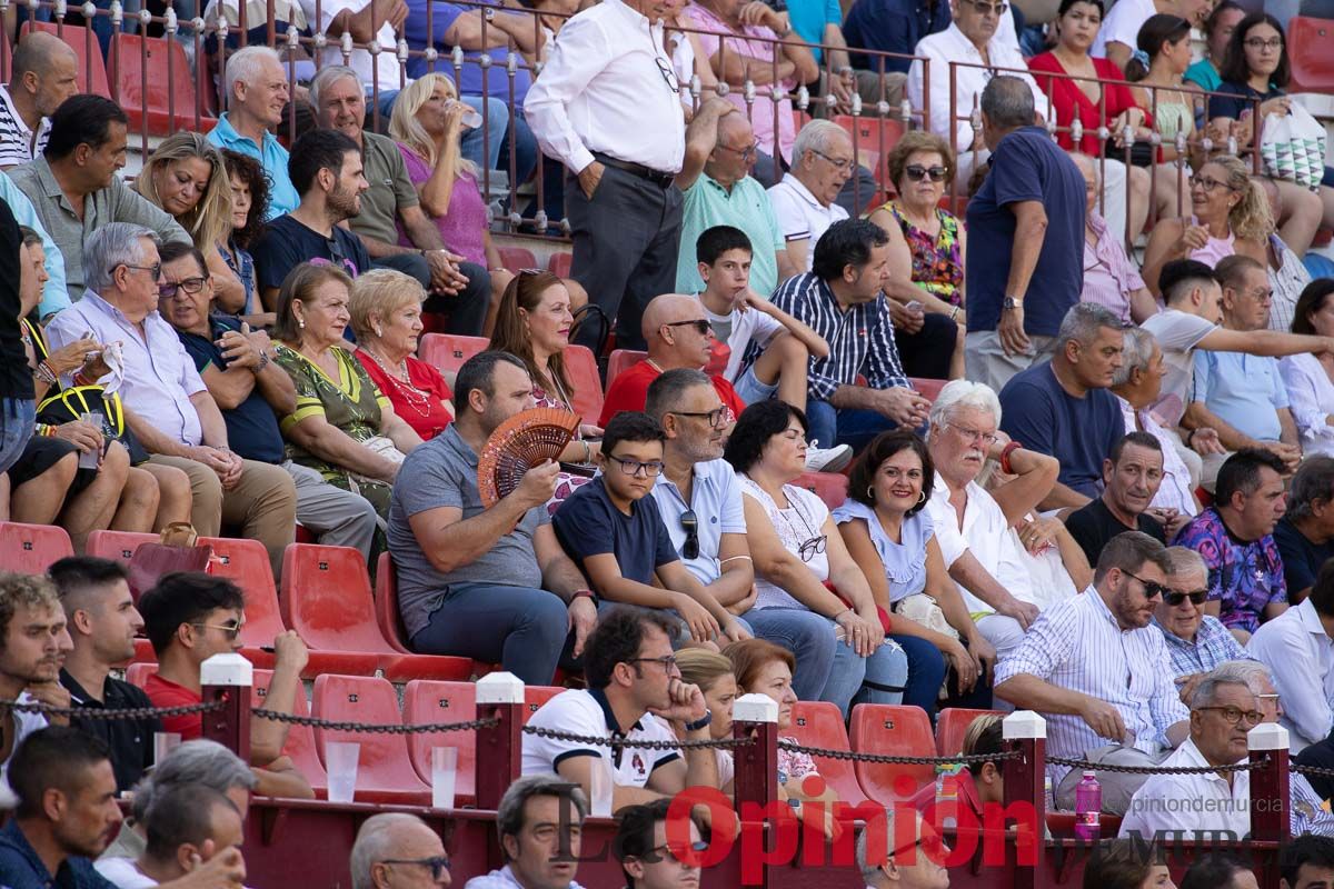 Así se vivió en los graderías la primera novillada de la Feria de Murcia