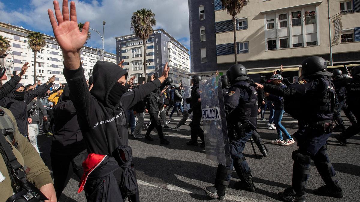 Una imagen de los altercados registrados esta semana en Cádiz.