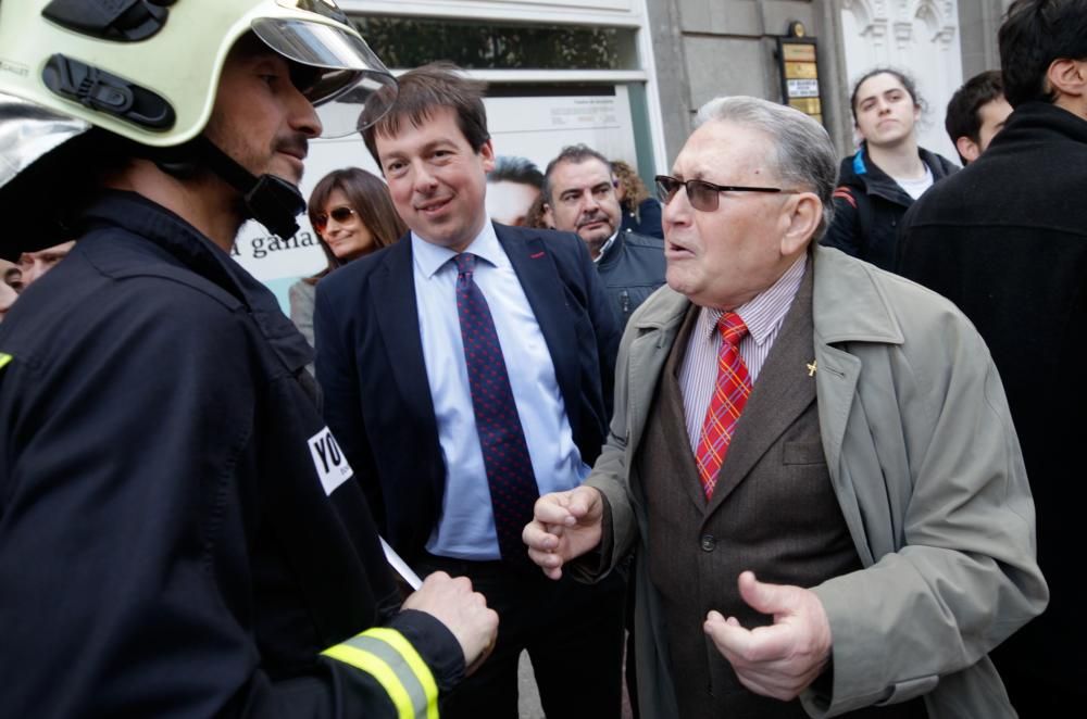 Manifestación de bomberos de toda España en Oviedo por Eloy Palacio