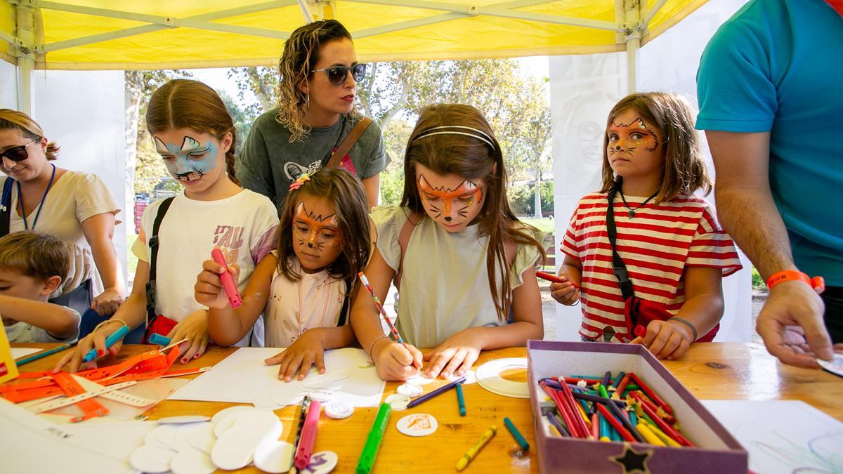 Fiesta solidaria de EL PERIÓDICO en favor de Aprenem Autisme en el Zoo de Barcelona