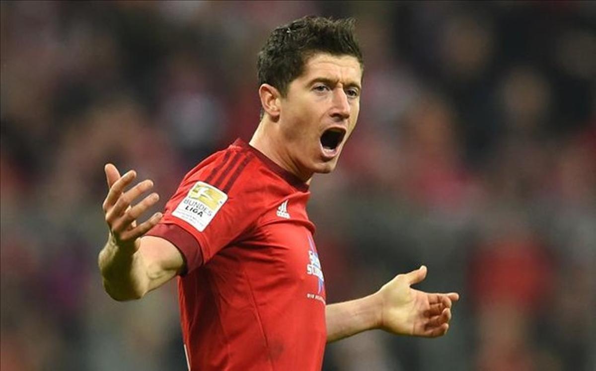 Lewandowski da prioridad a jugar en el Real Madrid