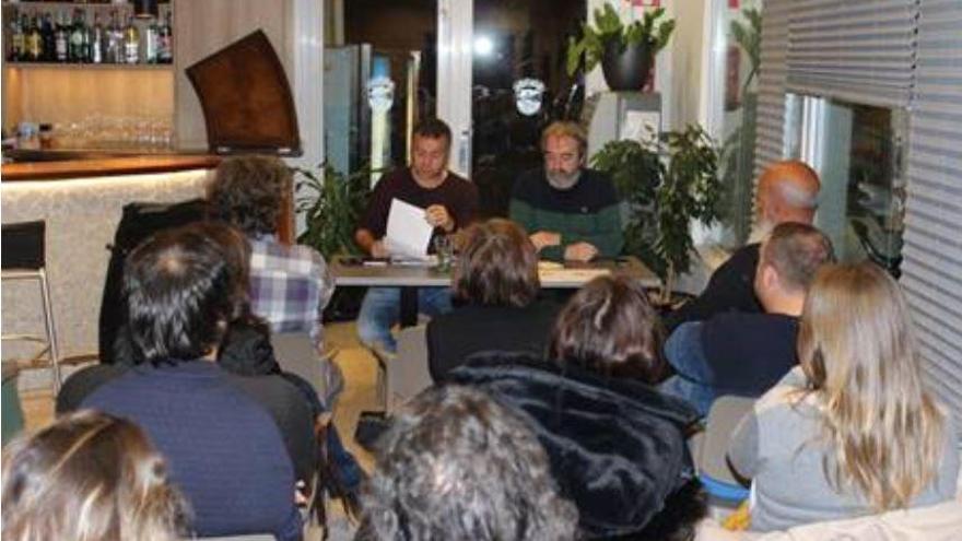 Un moment de l&#039;assemblea de Gent del Poble.