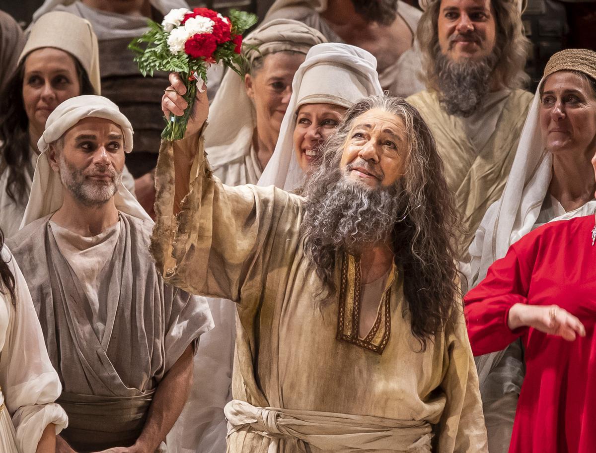 Plácido Domingo tras la primera función de 'Nabucco', en 2019.