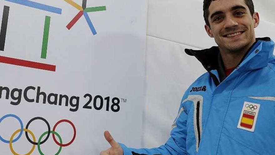 Javier Fernández en la Villa Olímpica de Pyeongchang.