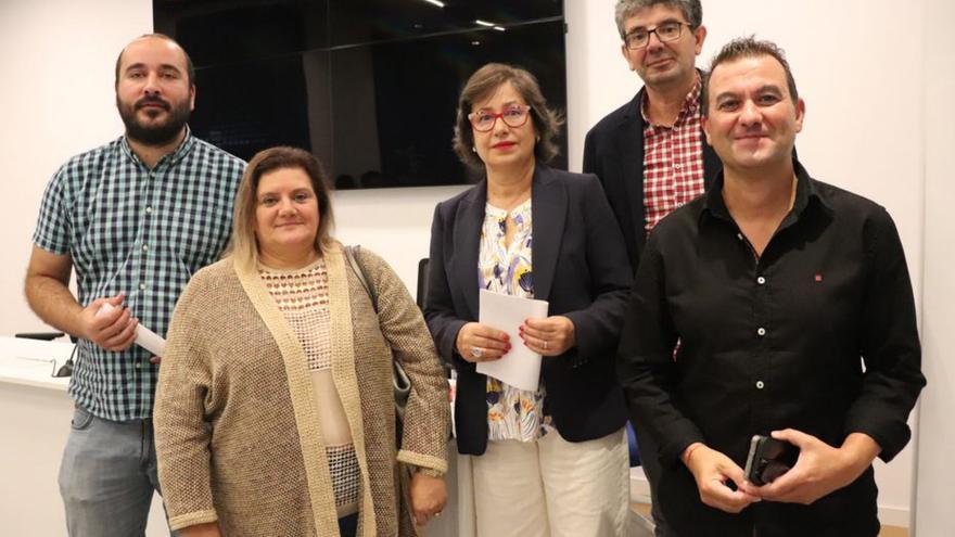 El PSOE urge un plan de ayudas de la Diputación para libros y material escolar