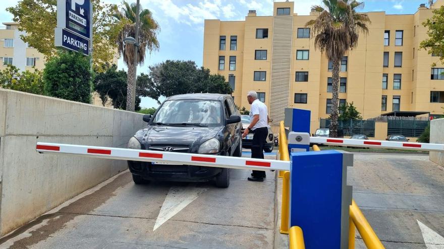 La bajada de barreras del parking de Can Misses reduce un 90% el uso del aparcamiento para larga duración