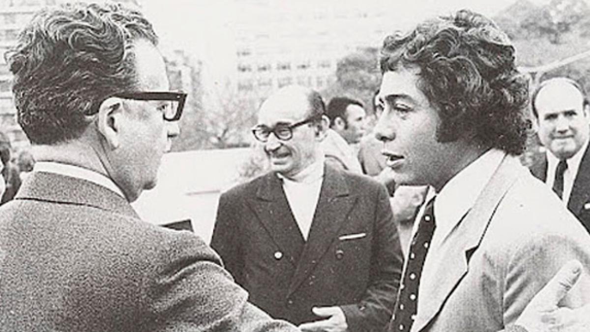 Caszely saluda a Salvador Allende