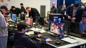 Asistentes al Talent Arena del MWC, en el área dedicada al gaming.