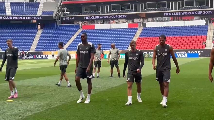 Chelsea comienza a preparar la final contra el PSG con Moisés Caicedo dentro del grupo