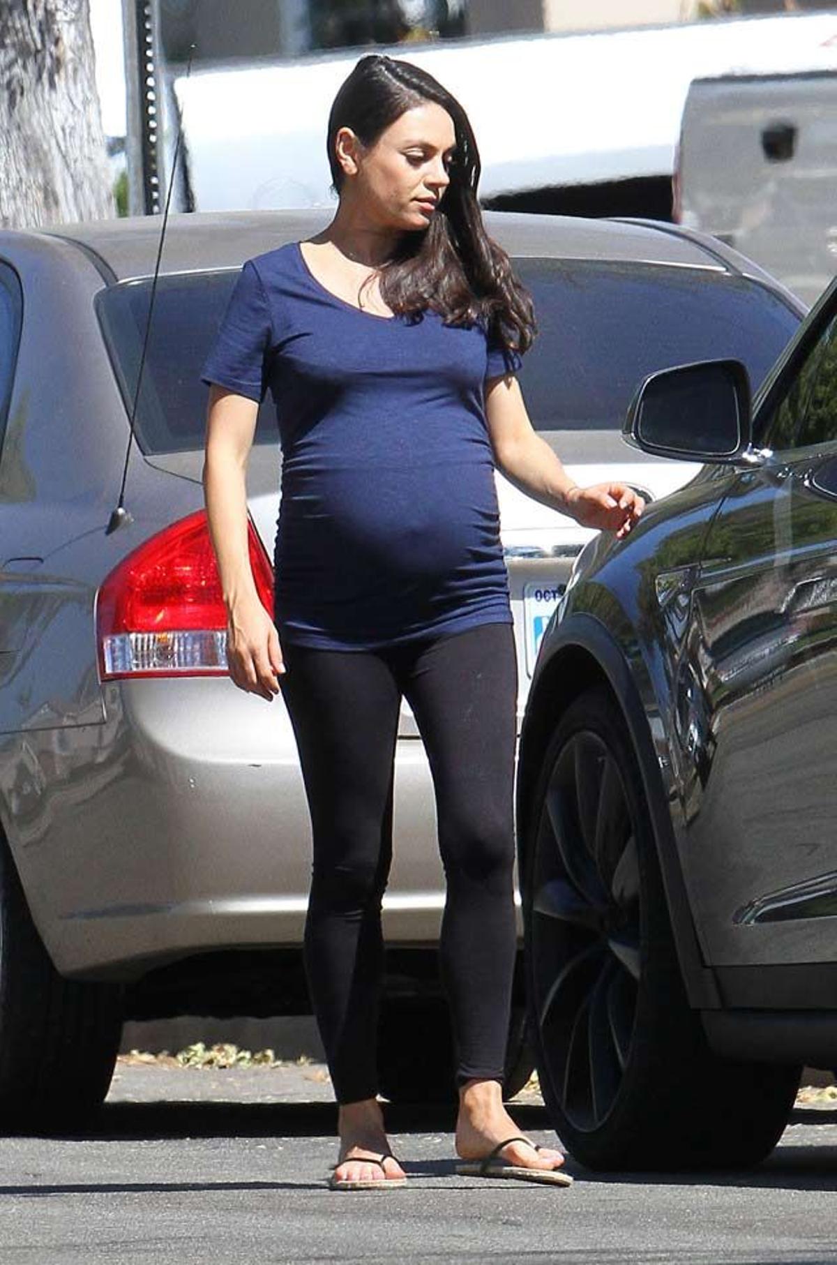 mila-kunis-g3