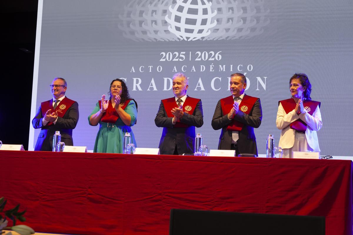 Acto de graduación de la XXIX Promoción de Bachillerato Nacional y la XV del Programa del Diploma del Bachillerato Internacional del Colegio Arenas Internacional en Lanzarote