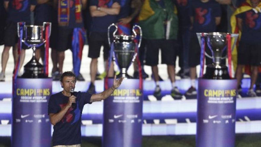 Luis Enrique renueva su contrato con el Barça hasta 2017