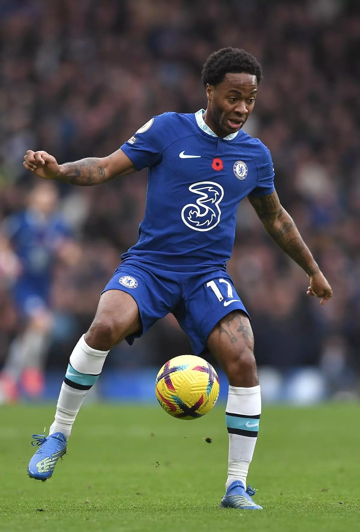 Robo en casa de Sterling con el futbolista y su familia dentro