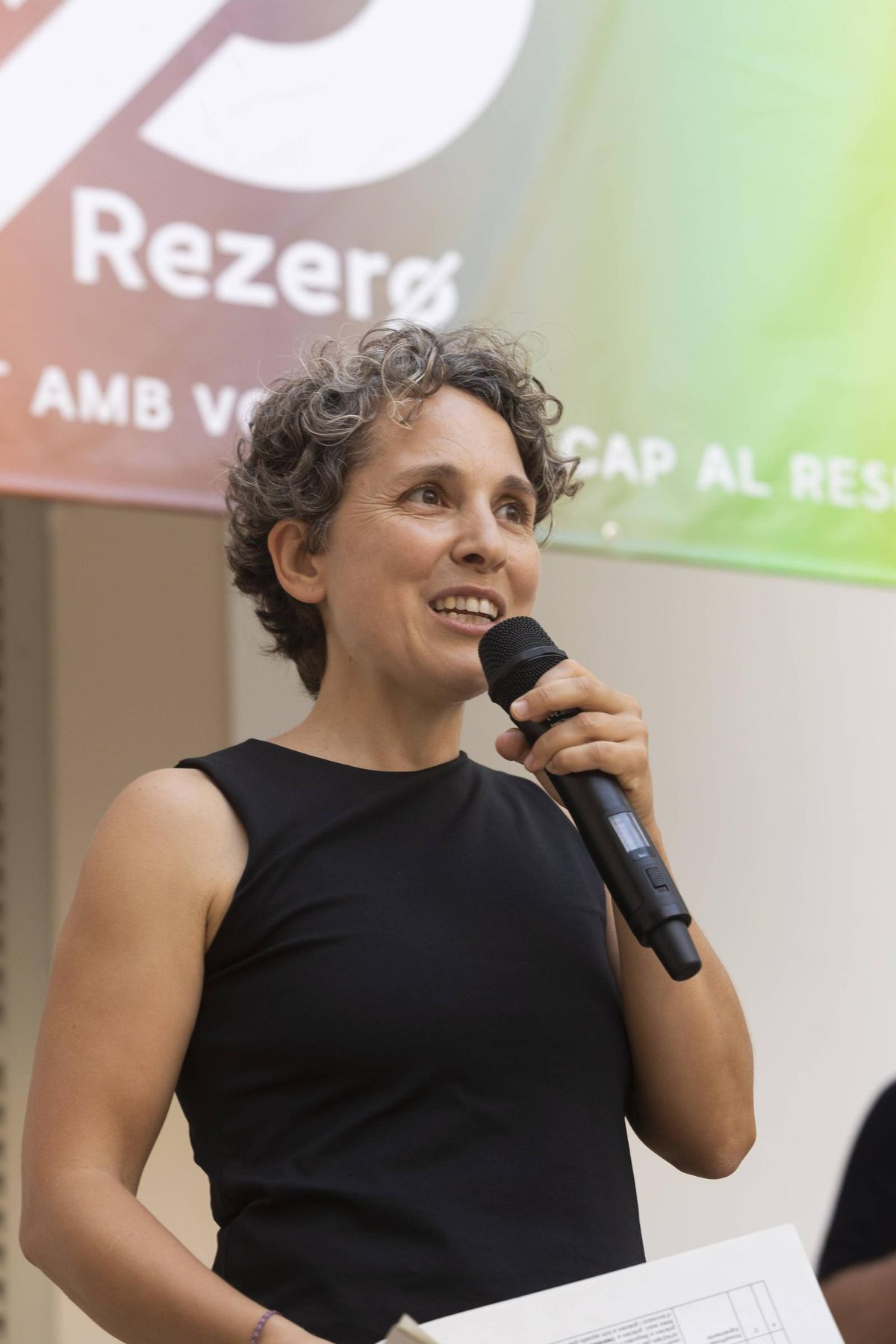 Roser Badia, die für Mallorca zuständige Koordinatorin von Rezero, bei der Preisverleihung am 3. Juli..