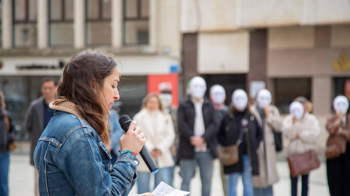 Video | Concentración en memoria de Belén Cortés en Badajoz