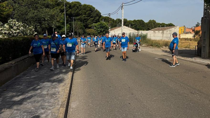 Los vecinos de Pedrola se movilizan contra el cáncer en una marcha solidoraria