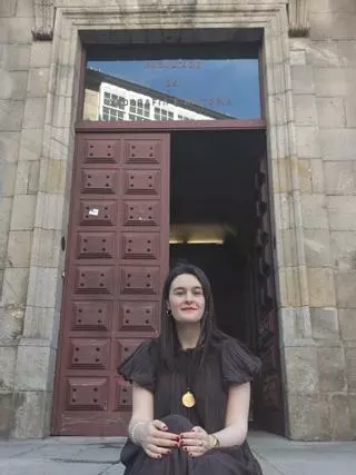 La estudiante de la USC con el mejor expediente de Galicia: "Escollería Historia unha e mil veces máis”
