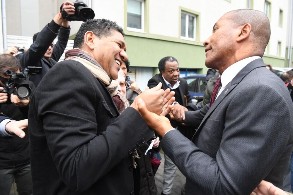 Mauro Silva disputó 459 partidos con la camiseta blanquiazul y es el segundo futbolista con más partidos en Primera División con el Deportivo, se le otorgó la calle en 2005 con Francisco Vázquez.